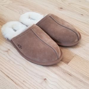 UGG mens scuff slipper